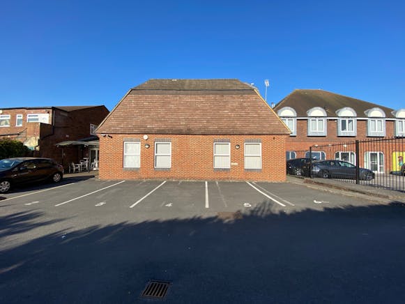 Ground Floor 39 Guildford Road, Lightwater, Offices To Let - external GF rear.jpg