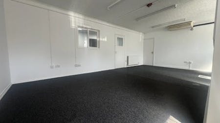 Unit 1, Apex Industrial Estate, Hythe Road, London, London, Industrial/Logistics To Let - Picture2.jpg