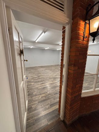 Unit C, Fountains Mall, Odiham, Retail To Let - WhatsApp Image 20250919 at 105621 3.jpeg