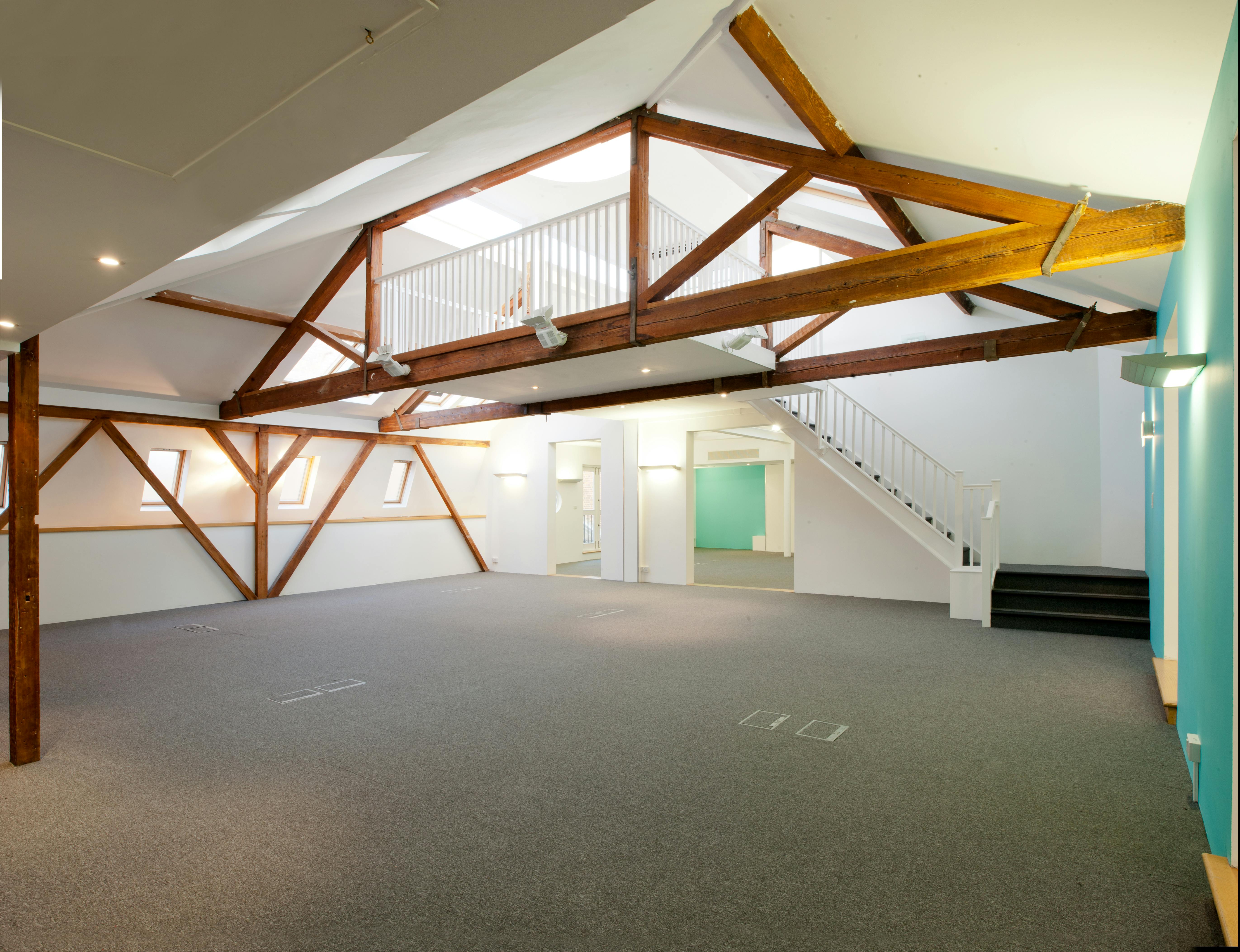 28 St Albans Lane - stalb1st fl Rm 1 01.JPG