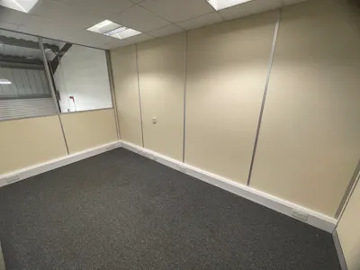 Unit 3 Brownhills Business Park, Stoke-on-Trent, Industrial / Industrial/Logistics To Let - IMG_7930.JPG
