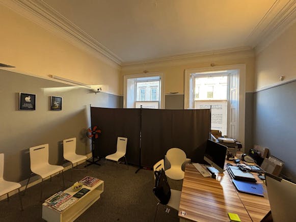 Ground Floor Right, Glasgow, Offices For Sale - PHOTO20251119111047.jpg