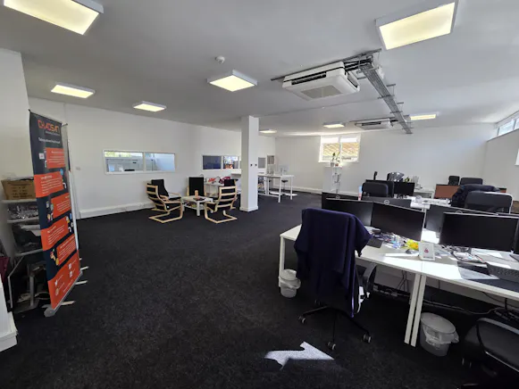 Unit 8, A&B, 327 Southchurch Road, Southend-On-Sea, Office To Let - WhatsApp Image 2026-04-07 at 12.00.29 (1).jpeg