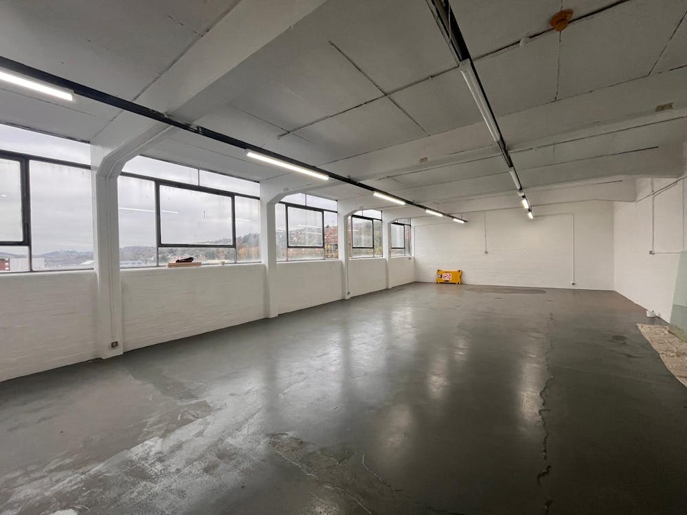 Vernon Building, Westbourne Street, High Wycombe, Industrial To Let - WhatsApp Image 20251112 at 140311_585f7927.jpg