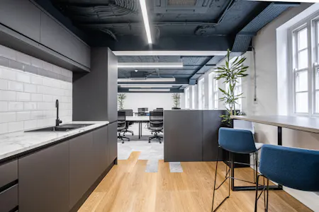 20 Ironmonger Lane, London, Office To Let - DSCF4635-HDR.jpg