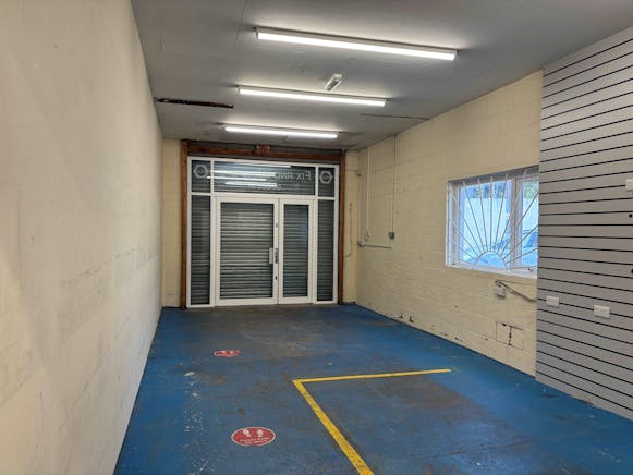 Storage Facility, 200 Westward Road, Stroud To Let - Int 1.jpg