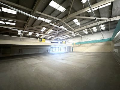 Former Carpetright, Bellfield Road, High Wycombe, Industrial / Leisure / Retail To Let / For Sale - IMG_3175.JPEG