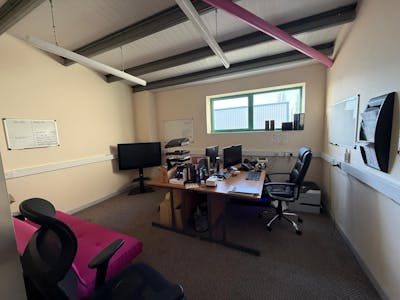 Unit 7 Downley Point, Havant, Industrial / Warehouse To Let - WhatsApp Image 2026-01-26 at 17.21.32.jpeg