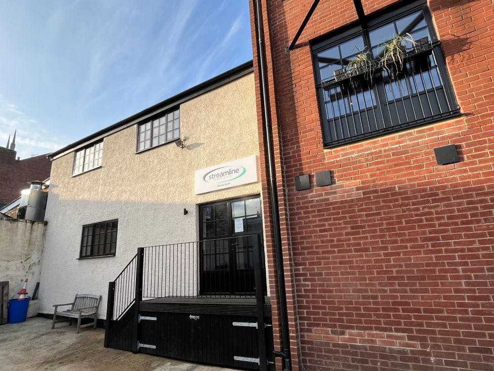 Rear Office 18-19 South Bar, Banbury, Office To Let - image00015.jpg