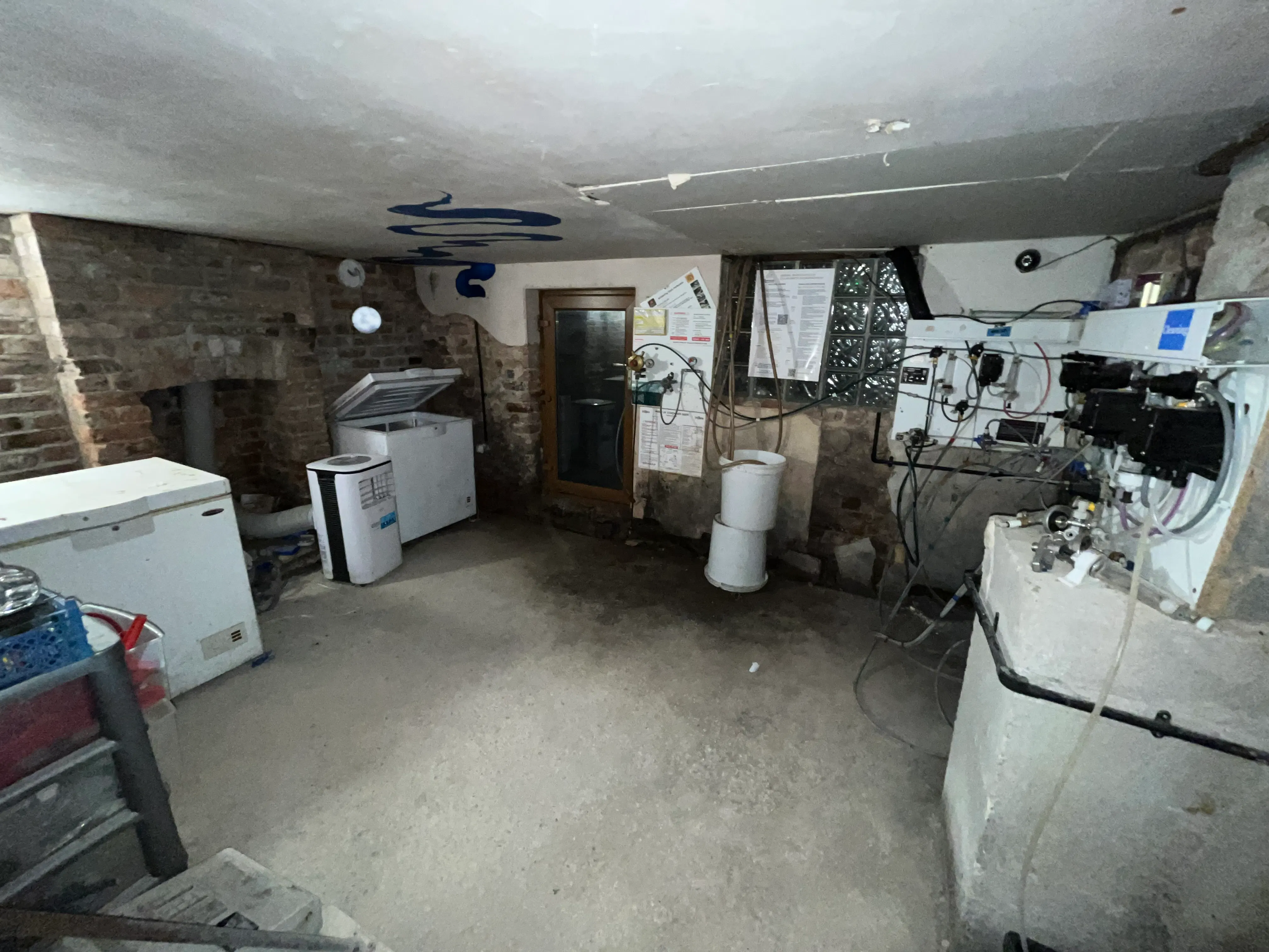 52-54 Sunderland Street, Macclesfield, Leisure / Restaurant / Retail To Let / For Sale - IMG_2276.jpg
