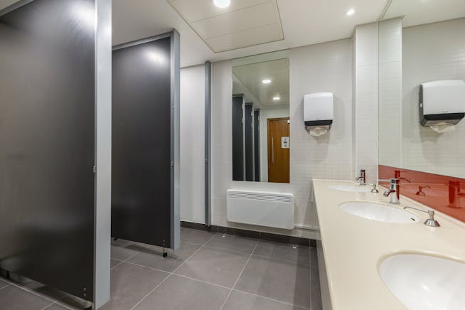 First Floor, Hampden Court, High Wycombe, Offices To Let - 101969_Hampden-Court-Kingsmead-Business-Park (15).jpg