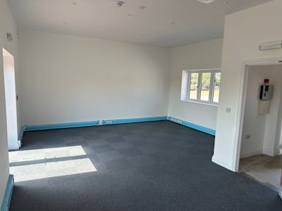 Parr, Station Farm, Northampton, Office To Let - 014aeb6d6dd756adda71f796b4233d68945ccde48b.jpg