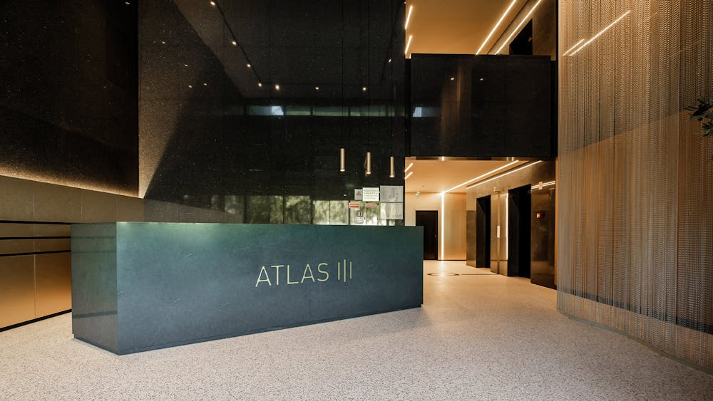 Atlas III, Av. José Gomes Ferreira 9 - 11 - Hall_001.jpg