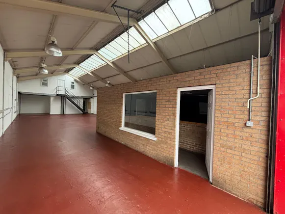 Tennant Avenue, East Kilbride, Industrial To Let - WhatsApp Image 2026-08-05 at 21.20.21 (3).jpeg