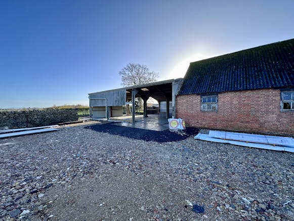 Unit 12, Thame, Industrial To Let - IMG_9796 2.jpeg