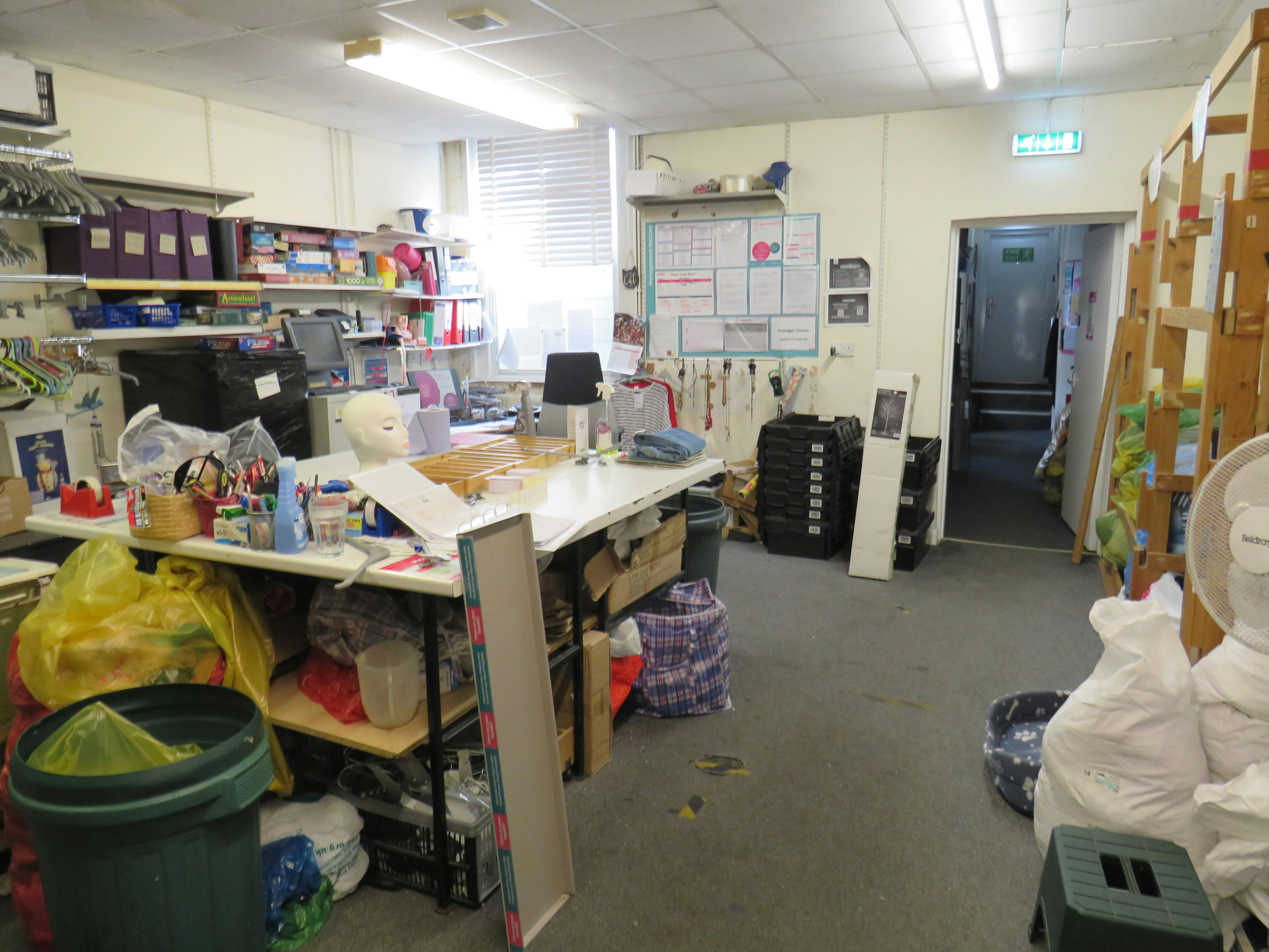 11 Union Street, Aldershot, Retail To Let - IMG_1855.JPG
