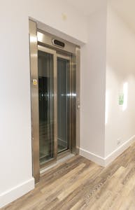 Stokenchurch House, Stokenchurch House, High Wycombe, Office To Let - lift.jpg