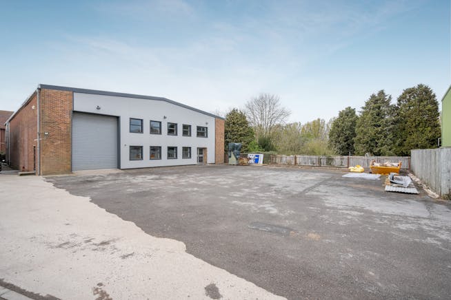 Unit 1 Bridge House, Princes Risborough, Industrial / Other To Let - Unit 1 Bridge House-2.jpg