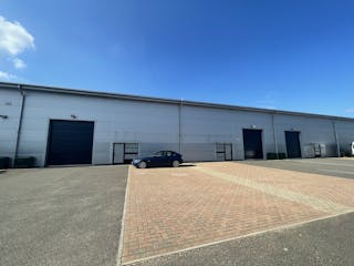 Unit 2 Rydon Business Centre, Leatherhead, Warehouse & Industrial To Let - IMG_0628 1.jpg