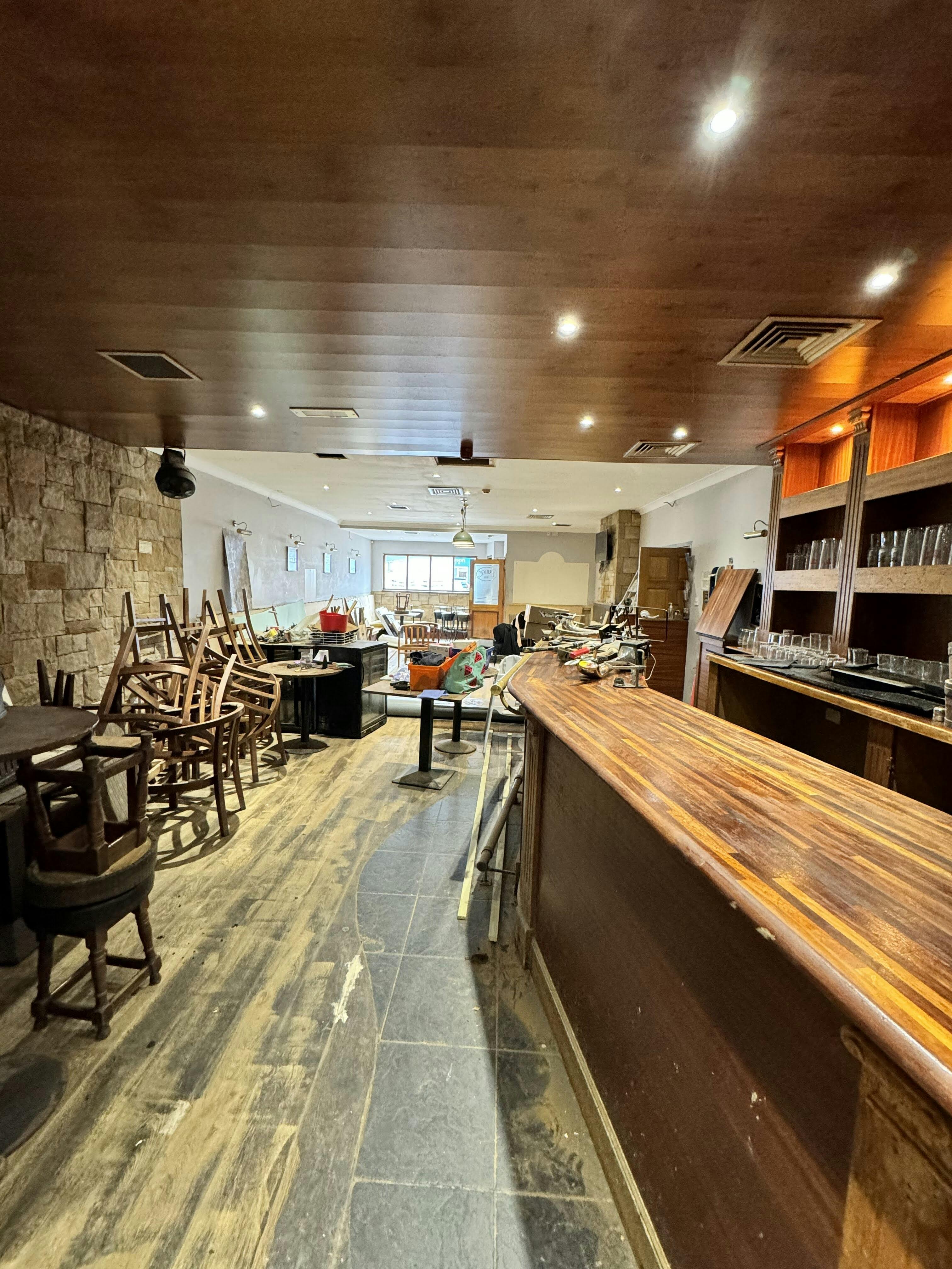 8 High Street - IMG_4761.jpg