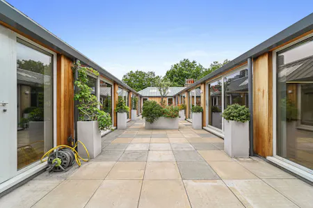 Rochelle School, 16 Playground Gardens, London, Office To Let - MD-BC-ArnoldCircus-4.JPG