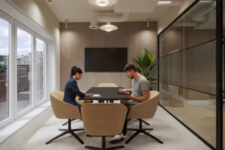 40 New Bond Street, London, Office To Let - 5th Floor Meeting Room