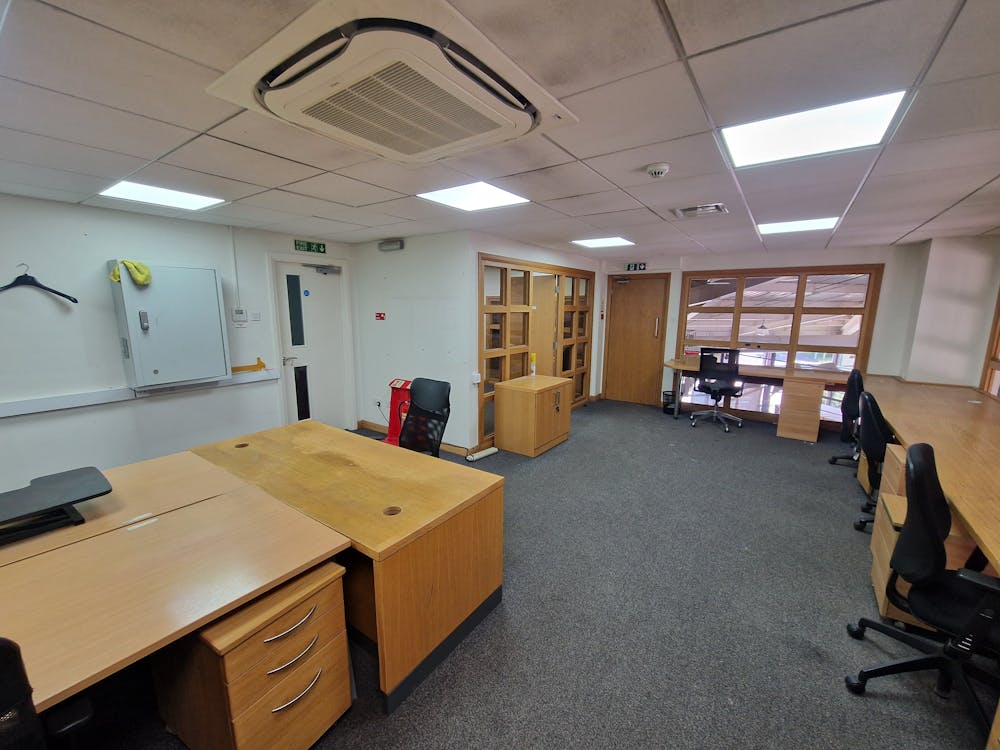 First Floor Offices, Compass Road - 20250730_130120.jpg