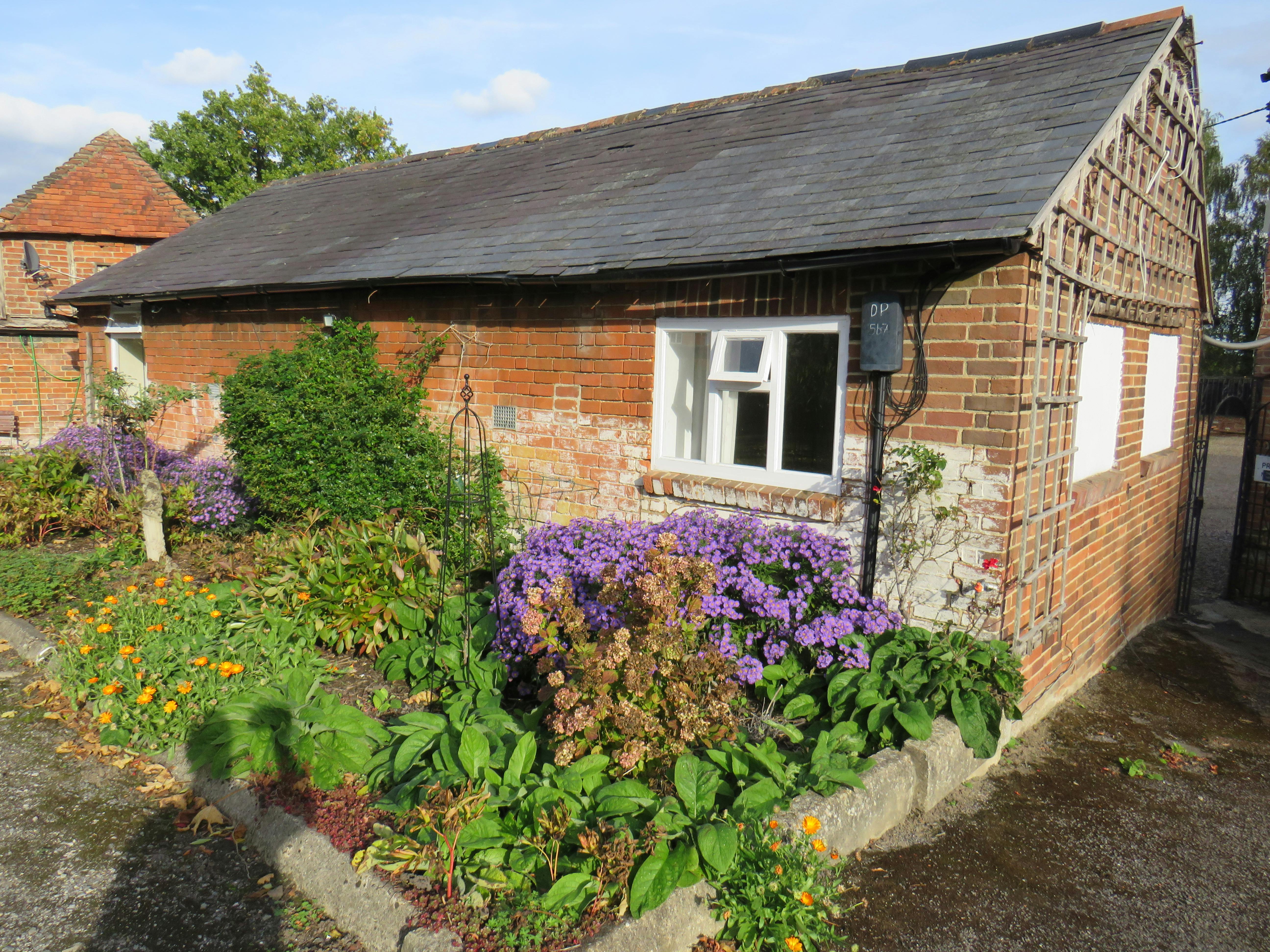 Taplins Farm, Hartley Wintney, Offices / Warehouse & Industrial To Let - IMG_1893.JPG