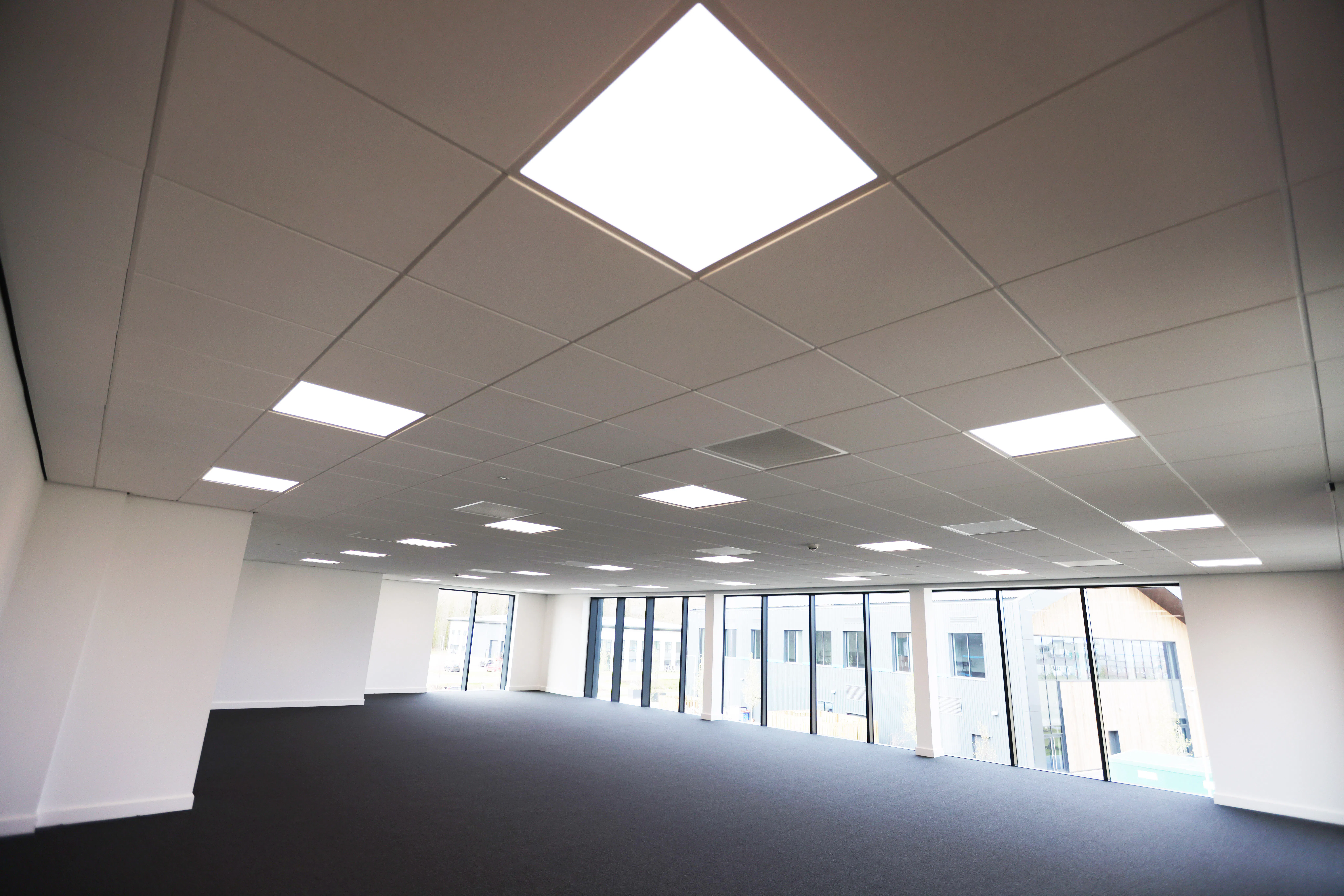 Orbis 9000, Westcott Venture Park, Aylesbury, Industrial To Let - Westcott Finished Buildings - ed nix 039.JPG