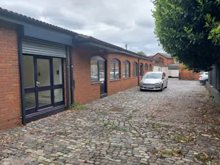 59B High Street, Ascot, Offices To Let - 20260518_165352.jpg