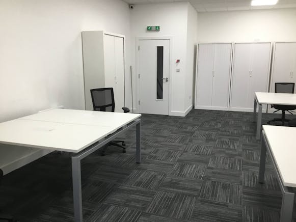 Unit 3, Waltham Abbey, Industrial To Let - IMG_9038.JPG