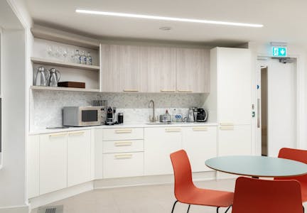 Princes House, 38 Jermyn Street, London, Office To Let - 1d3effc5f7b6e62b55bdf3dd09e23fbaprinceshojermynst17mezz.jpg