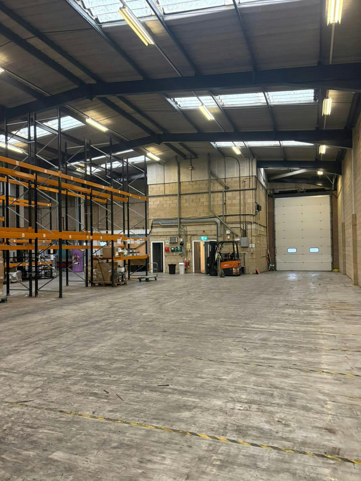 Unit 15 & 16, Unit 15 & 16 Mead Park Industrial Estate, Harlow, Industrial To Let - IMG_0093.JPG