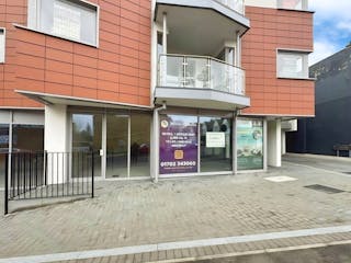 St Clements Gate, Leigh-On-Sea, Office / Retail To Let / For Sale - 4e3843c75be35e264fcb6af05bee6fc5f6a91ab3picture16.jpg