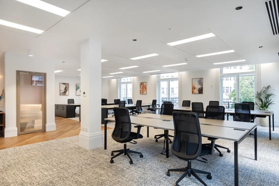 1PortlandPl-38-2ndflr Large.jpeg 1-3 Portland Place, London, Office To Let - 1PortlandPl-38-2ndflr Large.jpeg