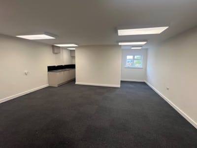 3 Howard Buildings, Guildford, Office To Let - 002.jpg