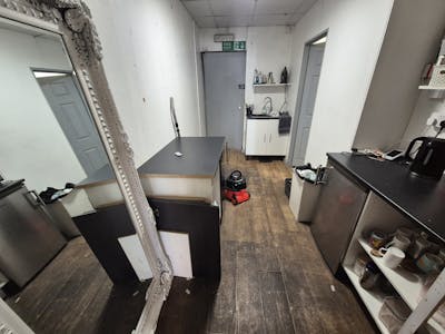 14 High Street, Stone, Residential / Retail For Sale - 20260429_144000.jpg