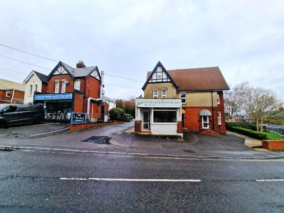 31B Station Road, Southampton, Office / Retail To Let - 20260223_084714.jpg