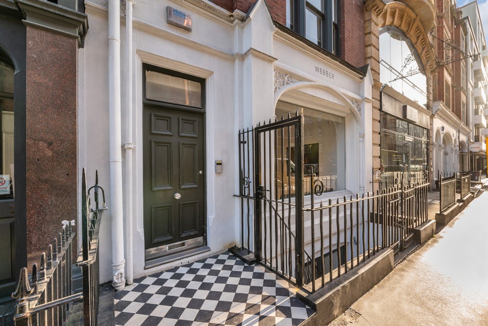 18 Newman Street (Lower Ground Floor) - ENTRANCE.jpg