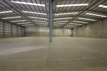 Unit B, 20 Leacroft Road, Warrington, Industrial/Logistics To Let - DSC_7783.jpg