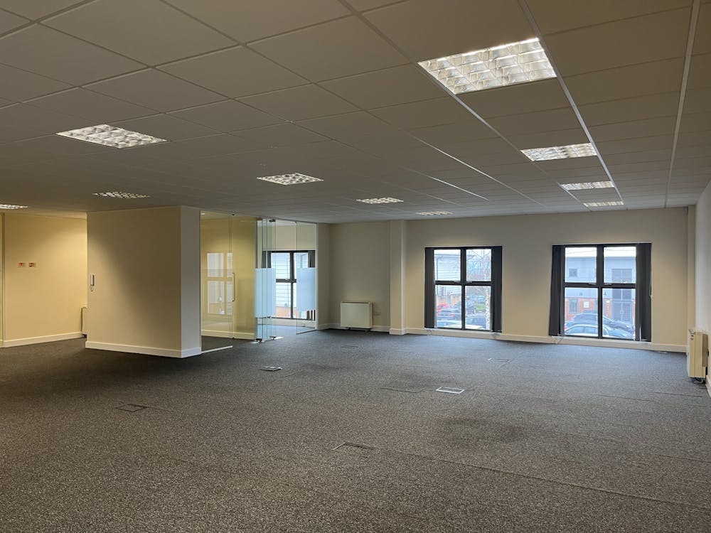 1st Floor, Unit 9 Anglo Office Park, Lincoln Road, High Wycombe, Office To Let - IMG_4524.JPG