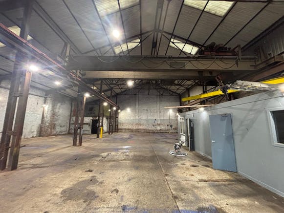 322 Broomloan Road, Glasgow, Industrial To Let - PHOTO20251007011606 2.jpg