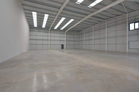 Vauxhall Trading Estate | Units 1a & 1b, Reddish, Industrial / Warehouse To Let - DSC_5051.JPG