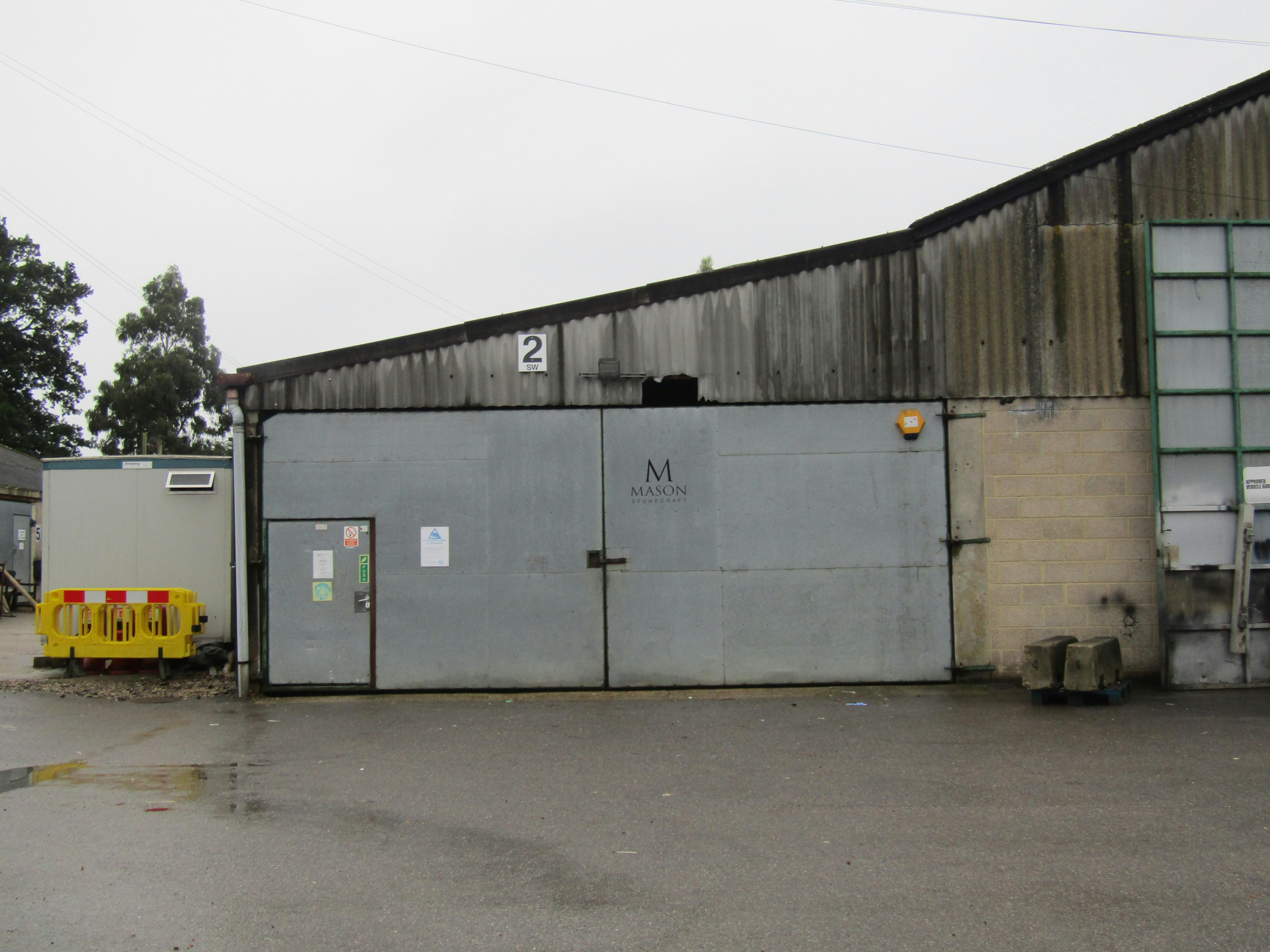 2 (South Wing), Thurley Farm Business Units, Reading, Industrial To Let - IMG_1270.JPG