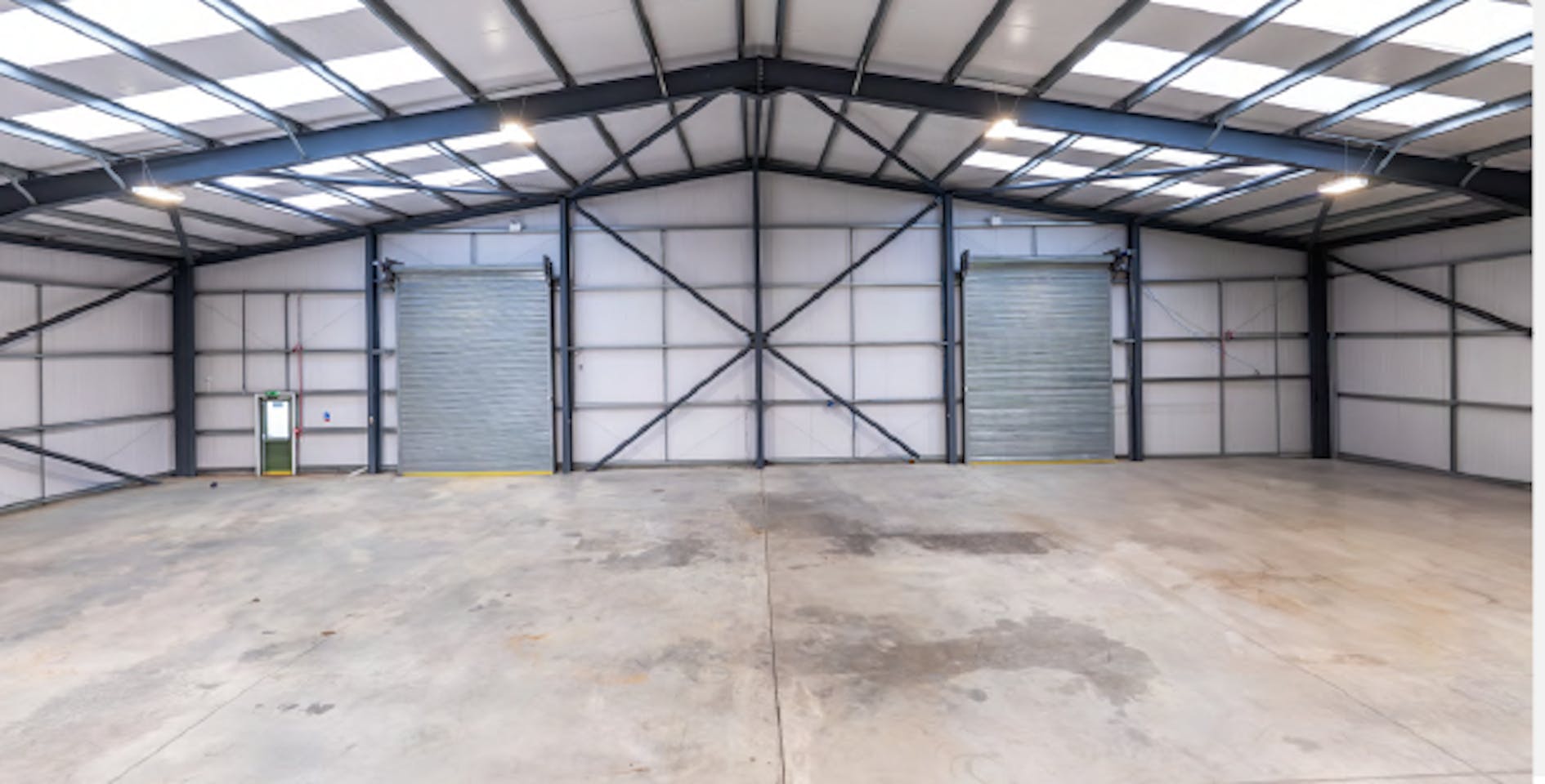 Unit 18, Roseland Business Park, Newark To Let - COntrol tower 10.png