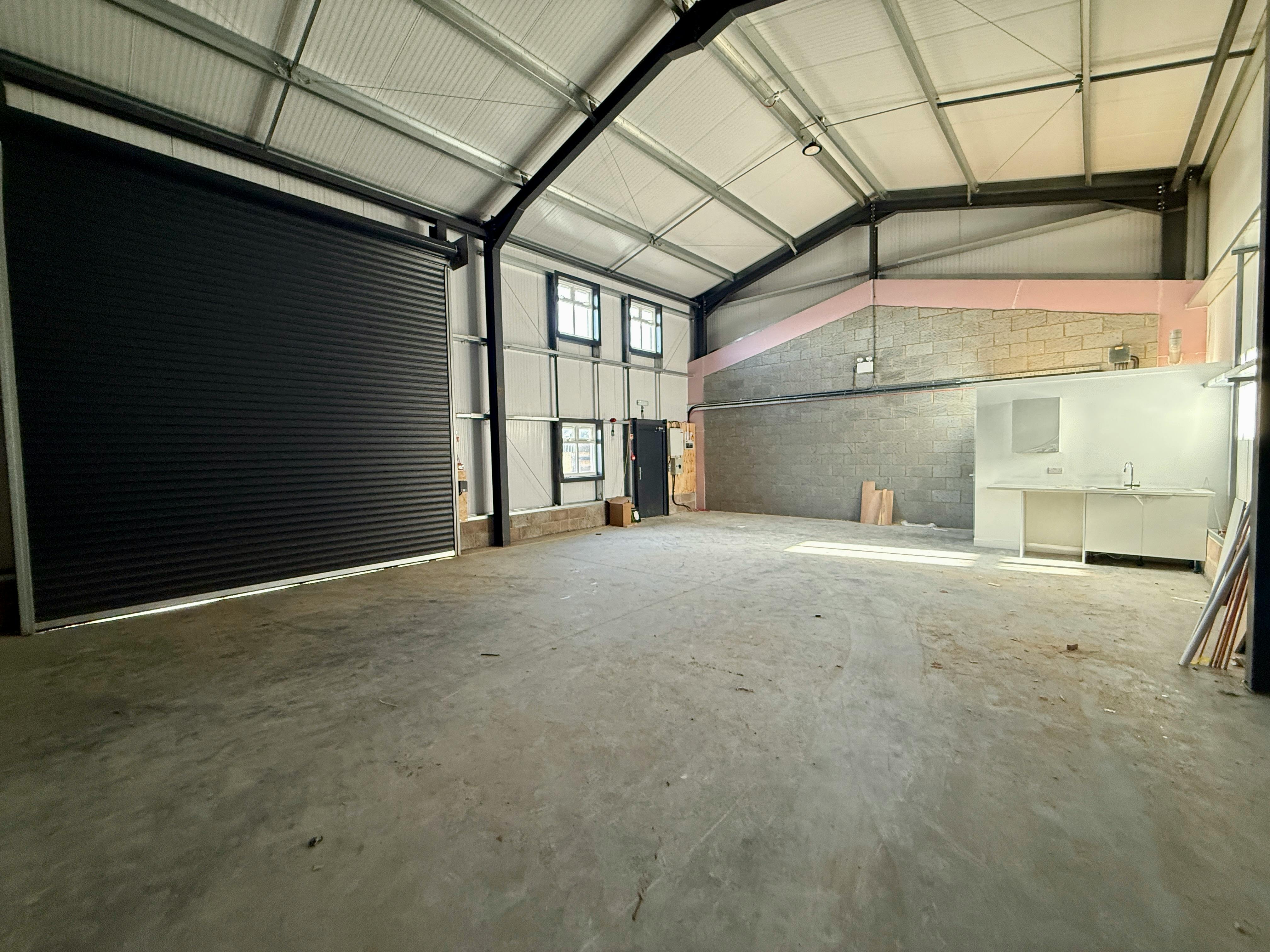 Industrial Unit in Christchurch - photo 2