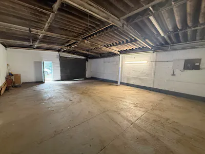Unit 9 Priory Industrial Estate, Southend-on-Sea, Industrial / Workshops To Let - 78796747-7485-4e31-bf03-68e76478b24a.jpg