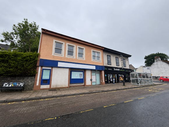 13 Common Green, Strathaven, Retail To Let - strathaven 2.png