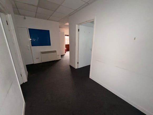 ITS House, Webster Court, Rayleigh, Office To Let - IMG20251110WA0012.jpg