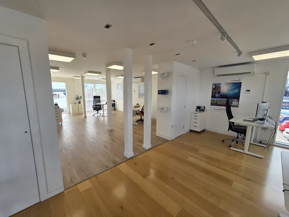 Office Fiddlers Reach, Grays, Office To Let - WhatsApp Image 2026-09-03 at 3.01.36 PM (3).jpeg